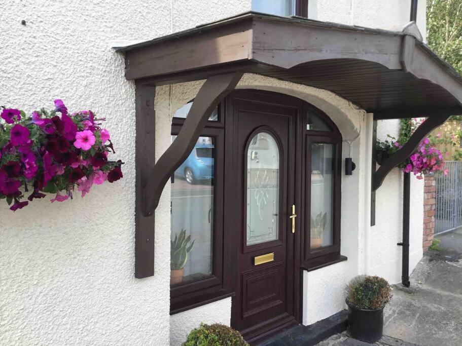 Appartement Y Bwythyn - Lovely In Village Of Spittal Haverfordwest